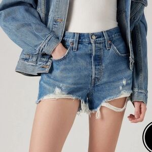 Levis 501 denim high rise shorts size 30 NWT